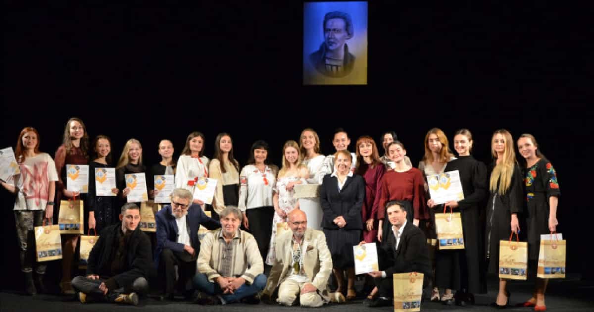 НСТДУ оголошує набір учасників на XXIV Всеукраїнський конкурс професійних читців ім. Лесі Українки (онлайн)